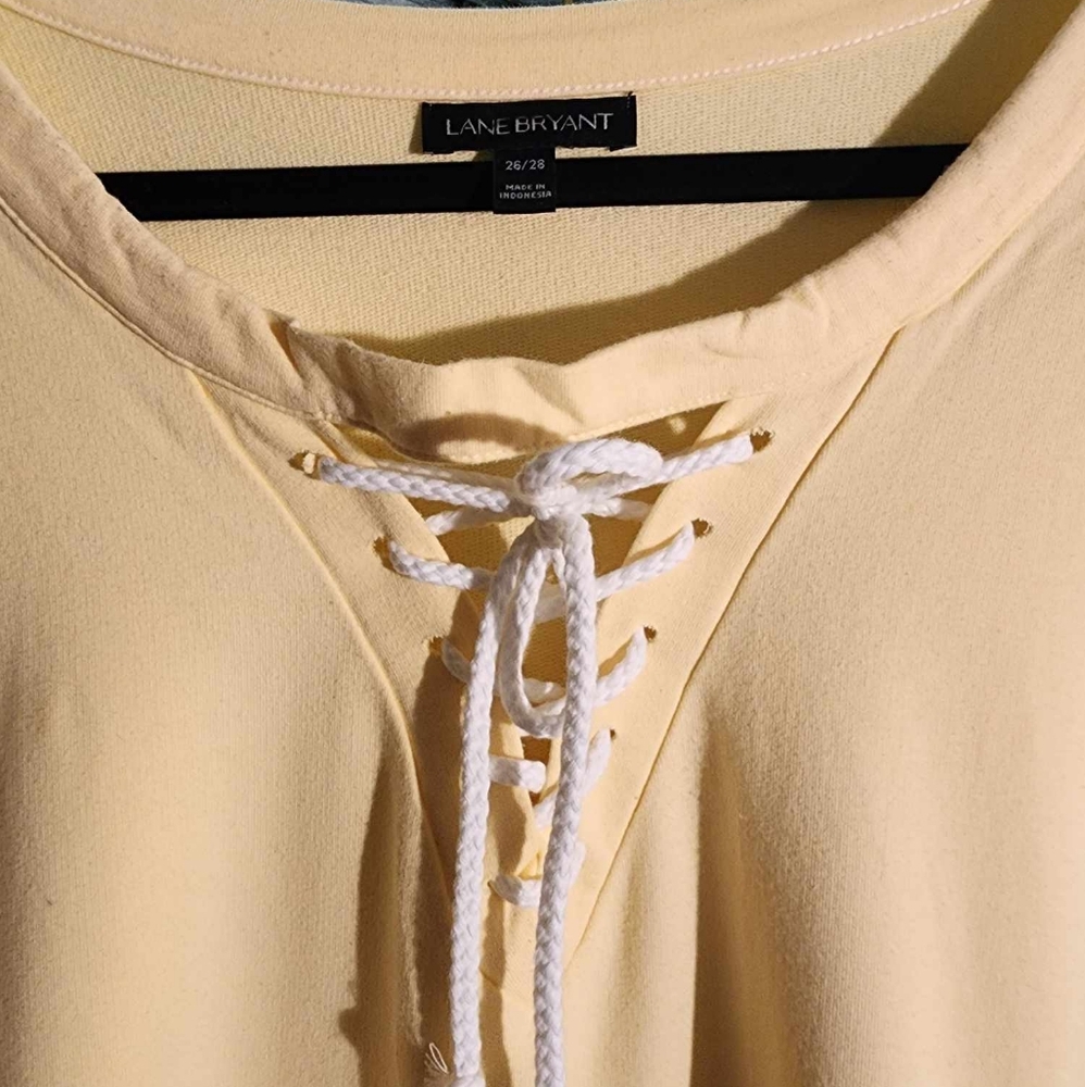 Lane Bryant french terry sweatshirt size 26/28 NWOT in buttery yellow. - Picture 2 of 7
